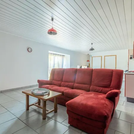 Arlanc, 4 Pieces, 6 Personnes - Fr-1-630-117 Feriehus
