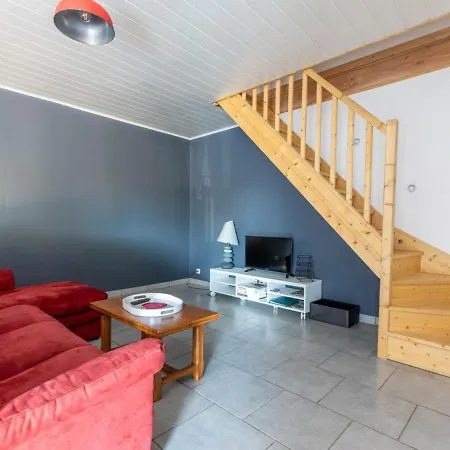 Arlanc, 4 Pieces, 6 Personnes - Fr-1-630-117 Feriehus
